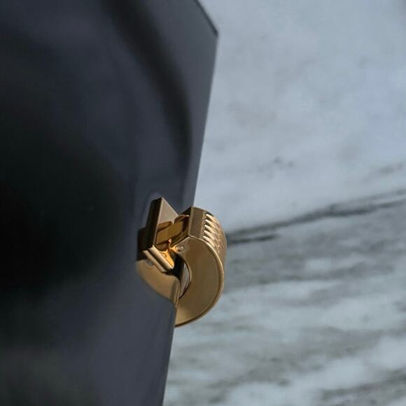 YSL Embossed Ring Closure Evening Clutch Bag in Patent Leather - Picture 7 of 8